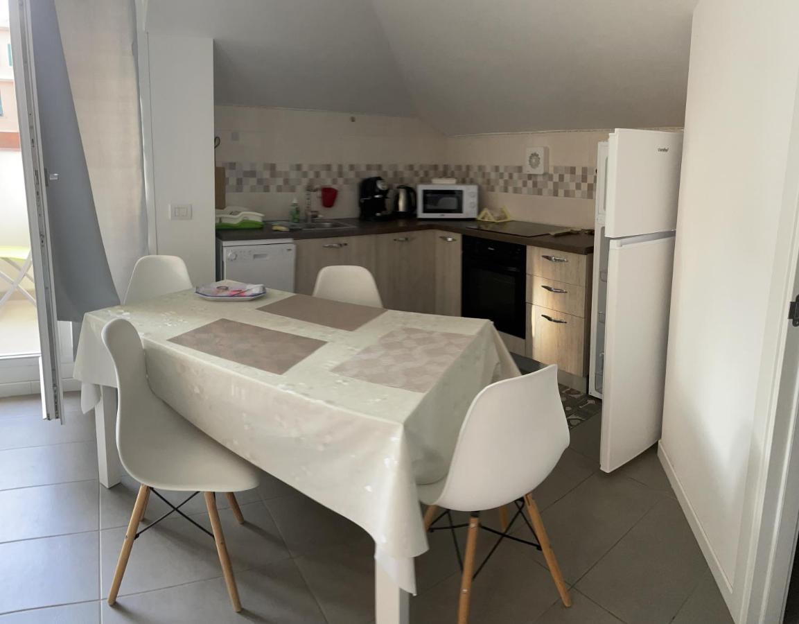 Guesthouse Villa Jung 보르디게라 외부 사진